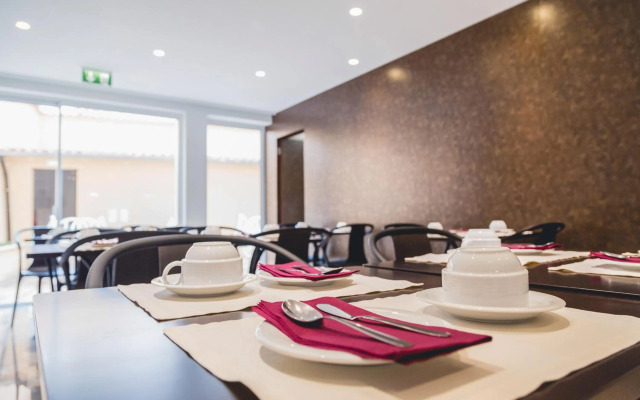 Aveiro Center Hotel