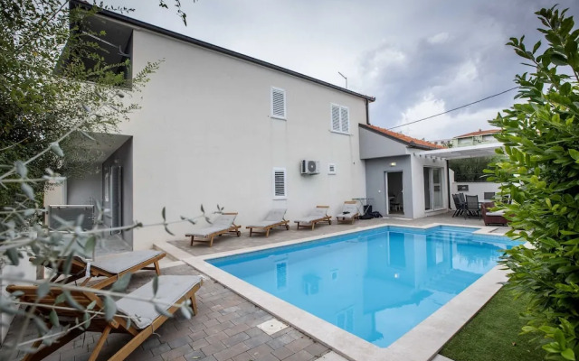 Apartment Villa Andelka