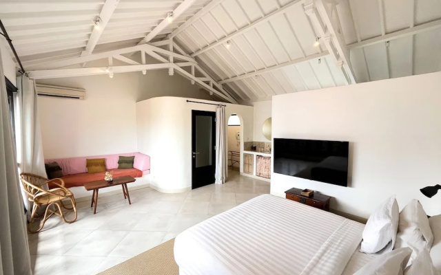 Lovely 2BR Villa Close to The Beach – Guest Rooms – Kuta