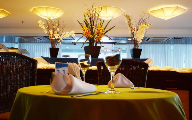 Coral Plaza Apart Hotel