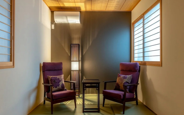 Yadoya Yanagidori East