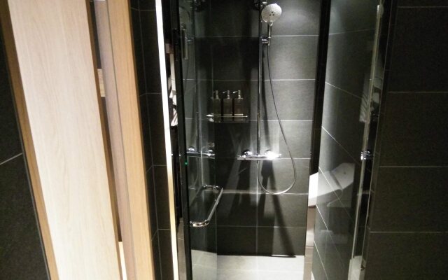 THE GENERAL KYOTO Takatsuji Fuyacho