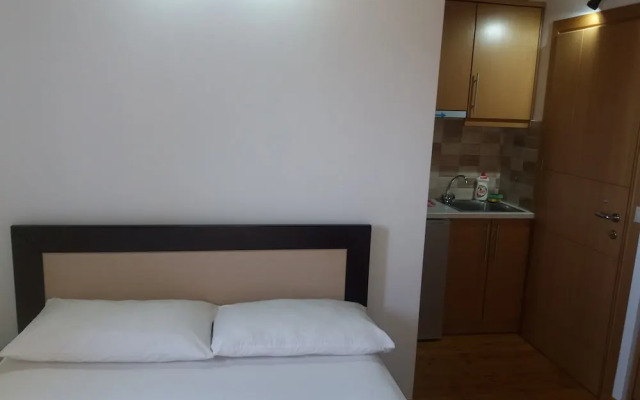 Ksamil Apartments