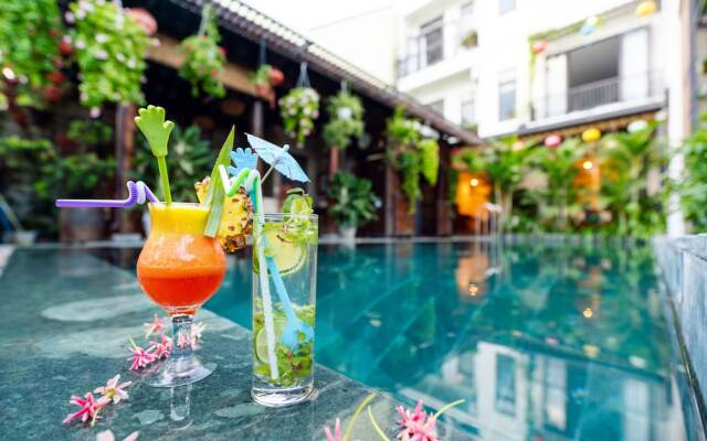 Sands River Hoi An Villa
