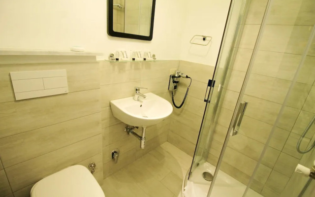 Wonder Colosseum Walk