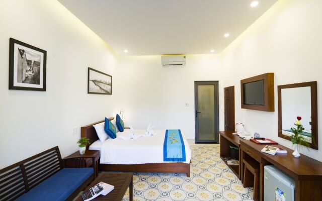 River Waves Villa