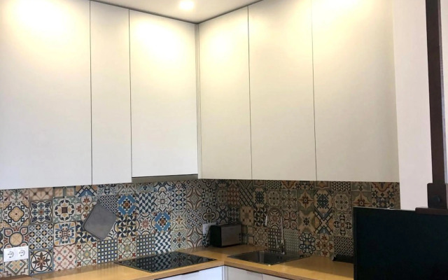 Light Cozy Studio in Bonfim with Romantic Balcony