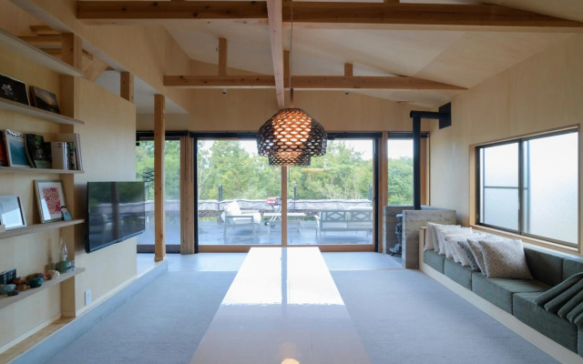 Sen.Retreat Takahara