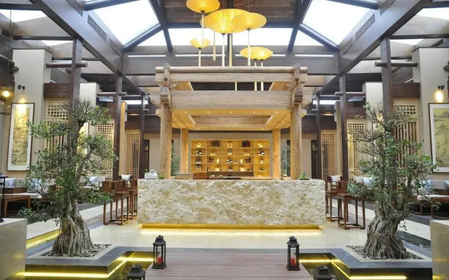 Huaqing Palace Resort & Spa