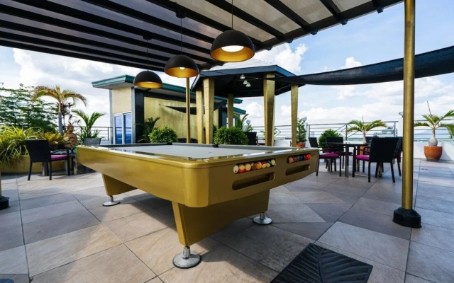 Kandi Suites 2BR with private Jacuzzi