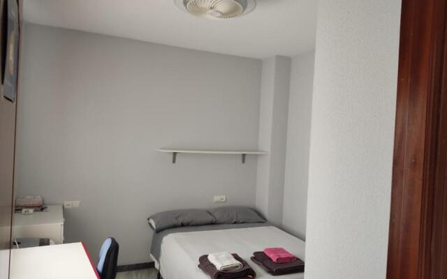 Habitación doble con baño privado