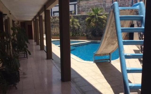Hotel Aaktun Kay