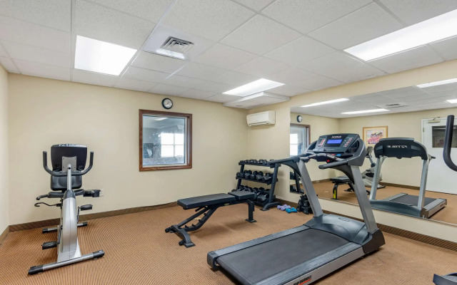 Comfort Inn & Suites