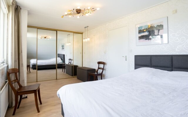 Scenic Villa Near Bergen Close To the Sea