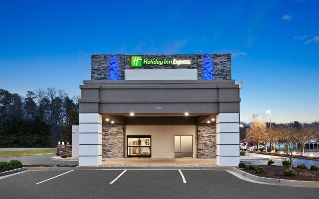 Holiday Inn Express Hopewell - Fort Lee Area, an IHG Hotel