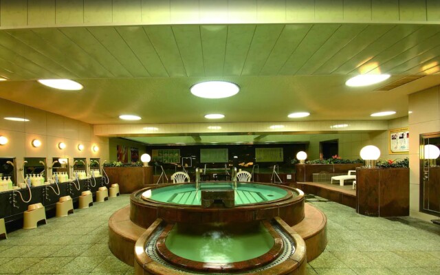 Nikoh Capsule Hotel Refre - Hostel - Caters to Men