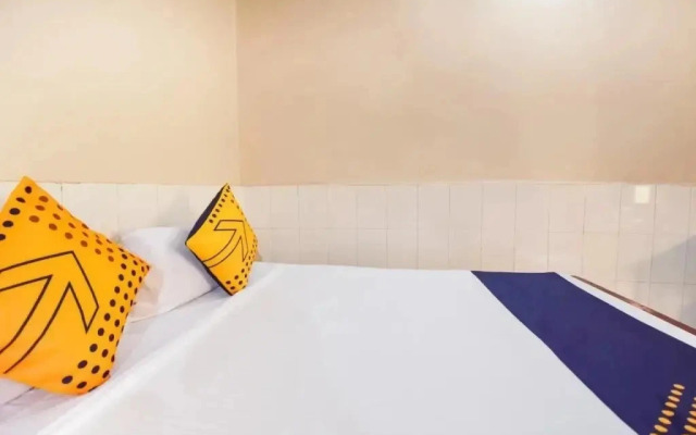 Hotel Cb Palace by OYO Rooms