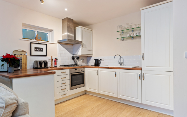 Park Place Court - Close to Town Centre and Beach