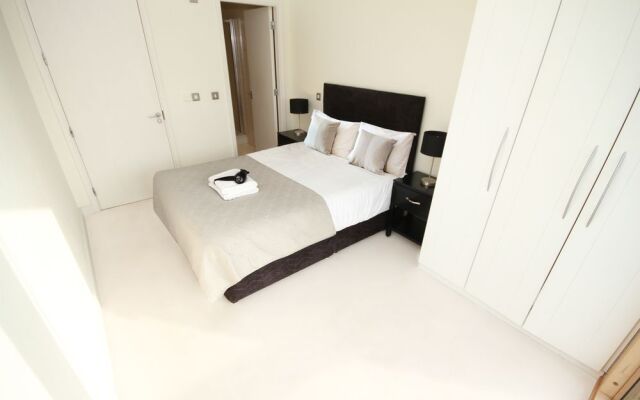 Grand Canal Quay Suite