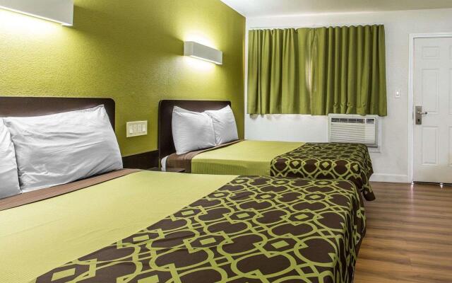 Rodeway Inn Downtown Hanford