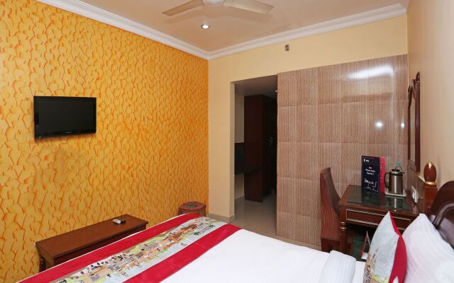 OYO 7786 Hotel Monsoon Palace