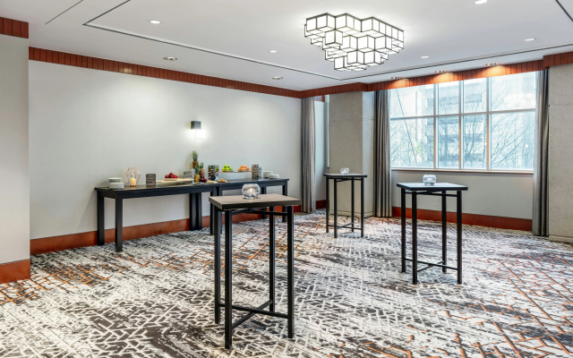 Delta Hotels by Marriott Vancouver Downtown Suites