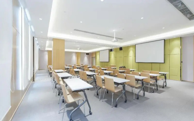 Ji Hotel (Yining Beijing Road)