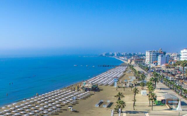 Hotel Indigo Larnaca, an IHG Hotel