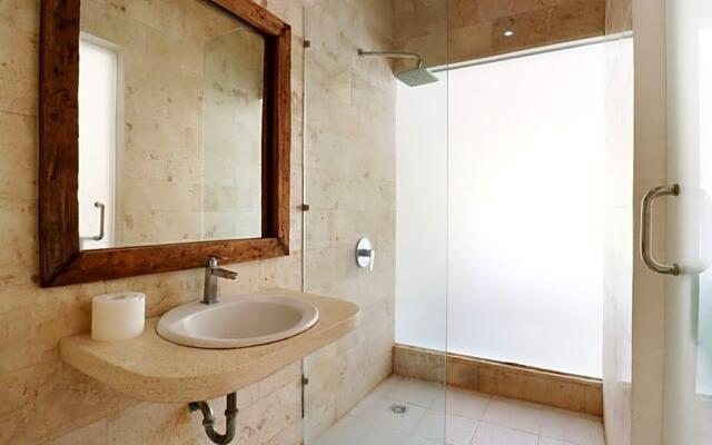 D'uma Residence Hotel by Zuzu