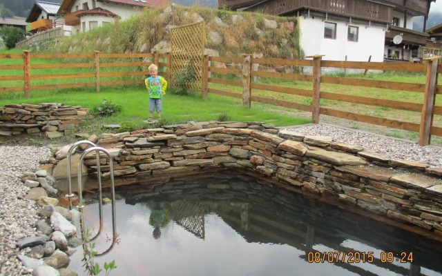 Villa Mandl mit Garten Sauna Pool