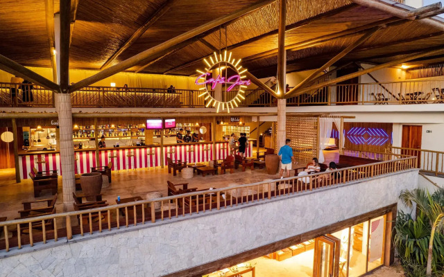 Cafe Jeri Hotel