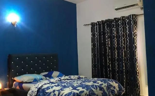 Here is our Lovely 1-bed Apartment in Abidjan