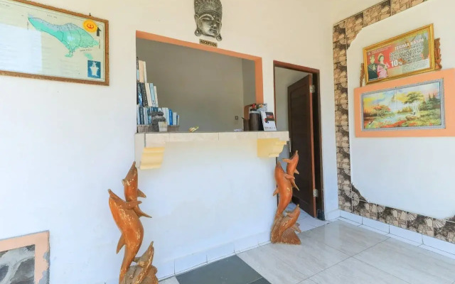 Hotel Tara Bar & Resto Air Sanih by ZUZU