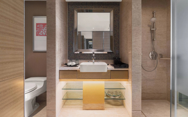 Renaissance Chengdu Hotel