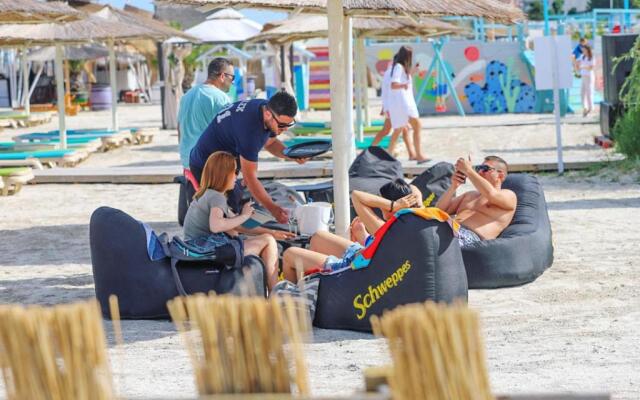 SummerTime Tomis Villa Studio Mamaia Nord