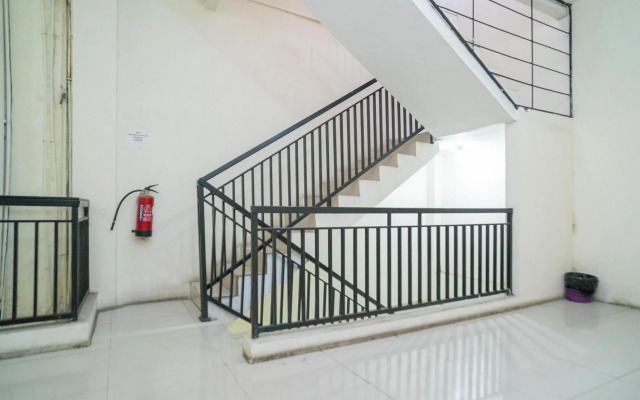 OYO 1293 Dei Residence Arjosari