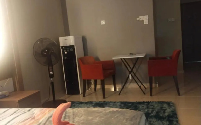 Cmk Studio Apartmen Ktc