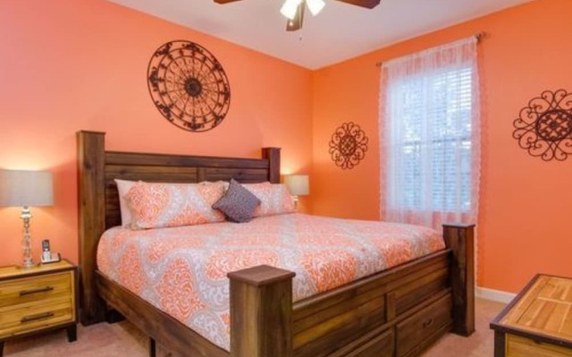 Mickey's Private Pool Villa near Disney