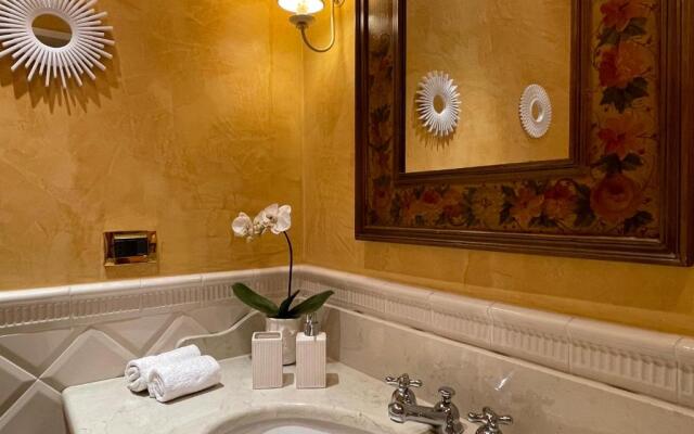 Belle Ile Lake View Suite