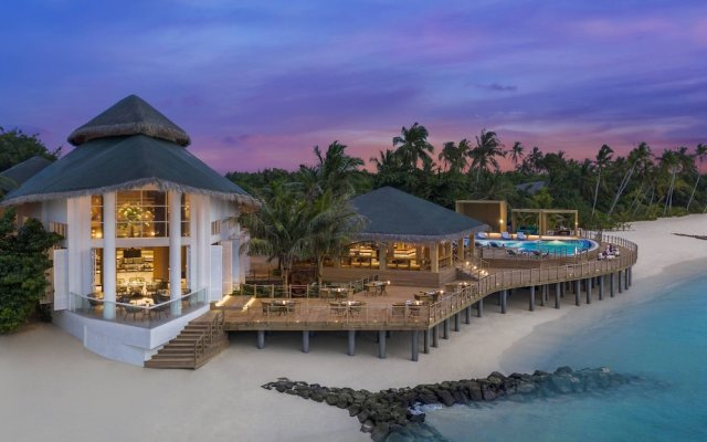 JW Marriott Maldives Resort & Spa