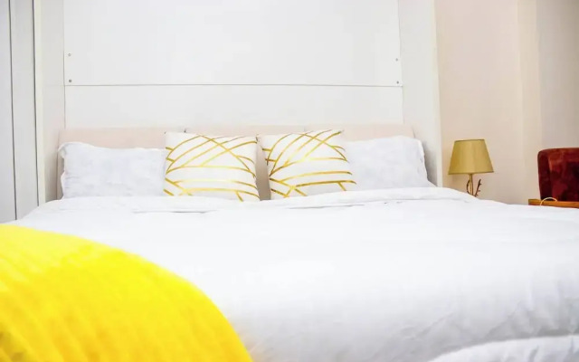 Lux Studio Jkia Airport View Suite