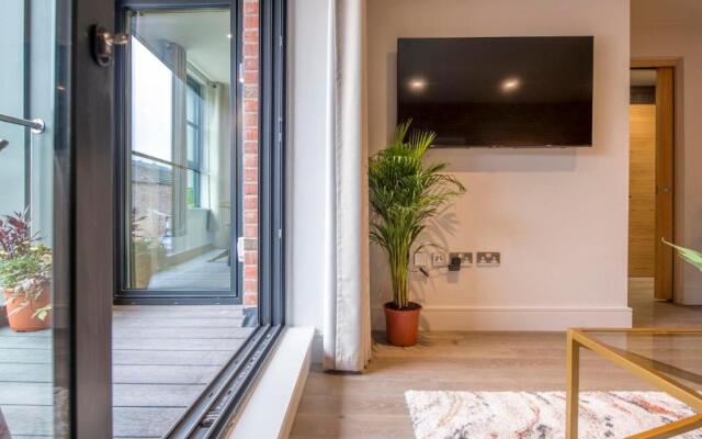 The Quadrant - The Palm Suite