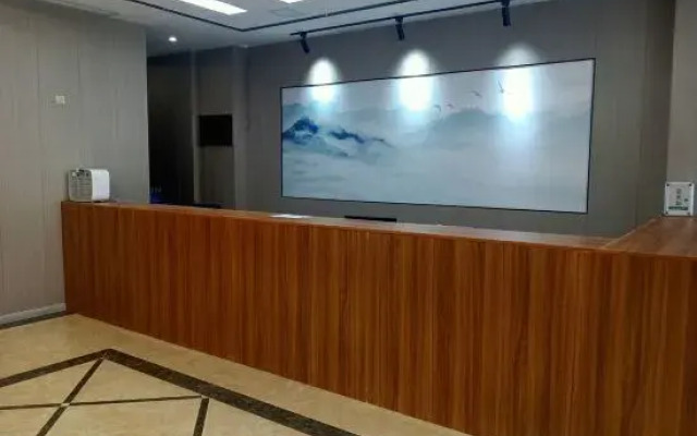 Kaiman Hotel (Yichun No.1 High School Yuanzhou Ancient City)