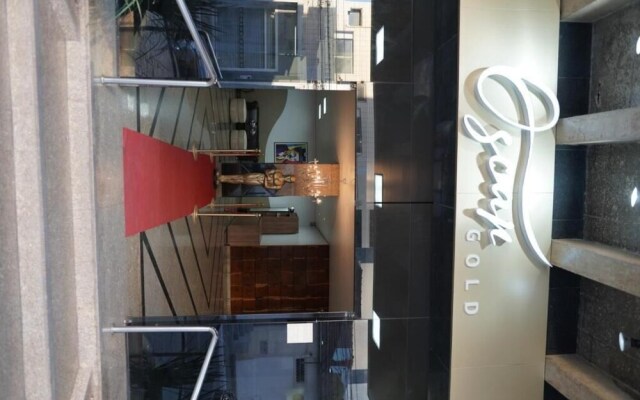Hotel Oscar Gold