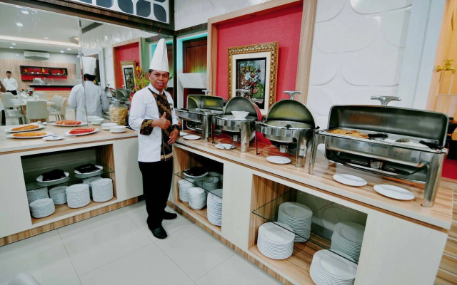 Rangkayo Basa Halal Hotel