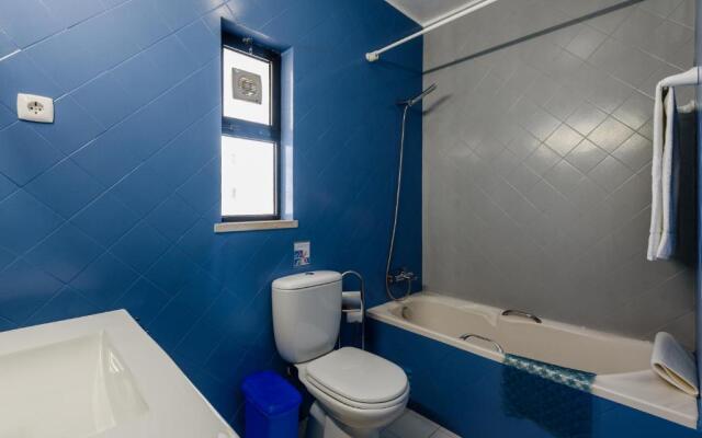 Villa Protea - 5 bedroom, beach, air-con, wifi