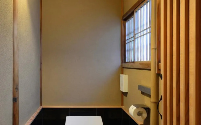 Aoi Suites at Nanzenji Modern & Traditional Japanese Style