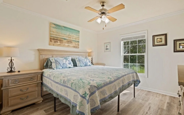 Blue Lagoon 3 Bedroom Home