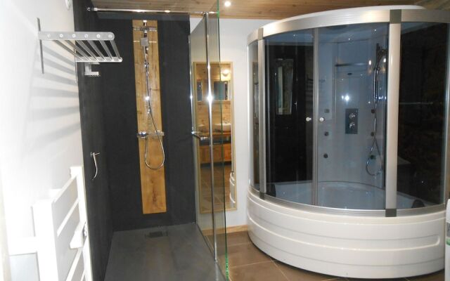 Inviting Villa in Ayguatebia-talau With Garden