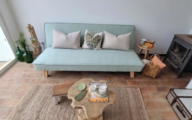 Charming 1-bed House